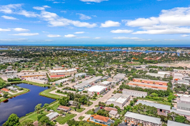 Aerial - 2529 Linwood Ave