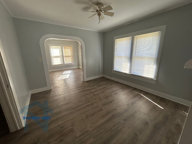 Photo - 1006 Nelson Blvd