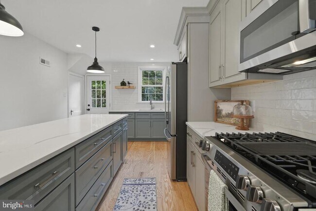 Photo - 800 Pleasant Hill Rd