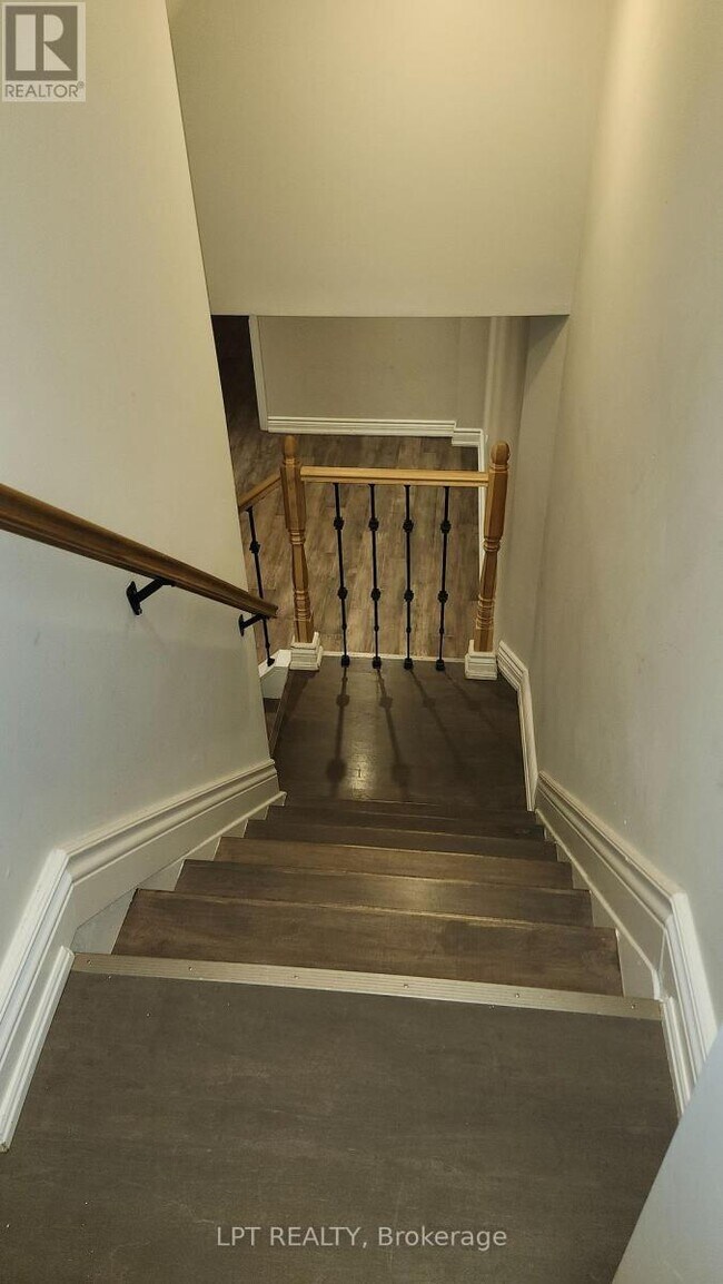 Photo - 3492 Fountain Park Ave