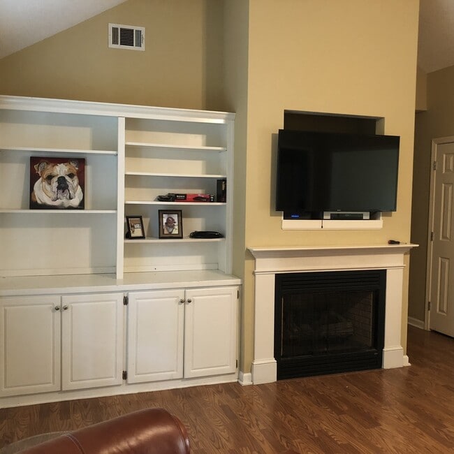 Photo - 112 Eagle Pt Lp