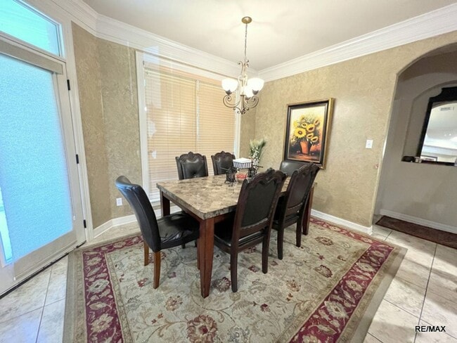 Photo - 615 Picketts Mill Dr