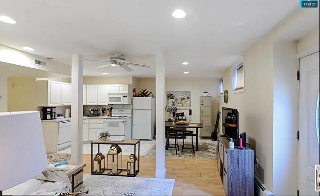 Building Photo - 12 Dean Rd Unit GA Rental