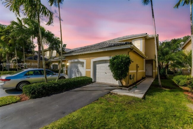 Photo - 1911 Madeira Dr