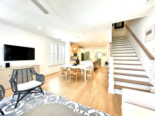 Photo - 3/2.5 Fully Furnished Home in Sullivans Pointe Located in Mt. Pleasant!