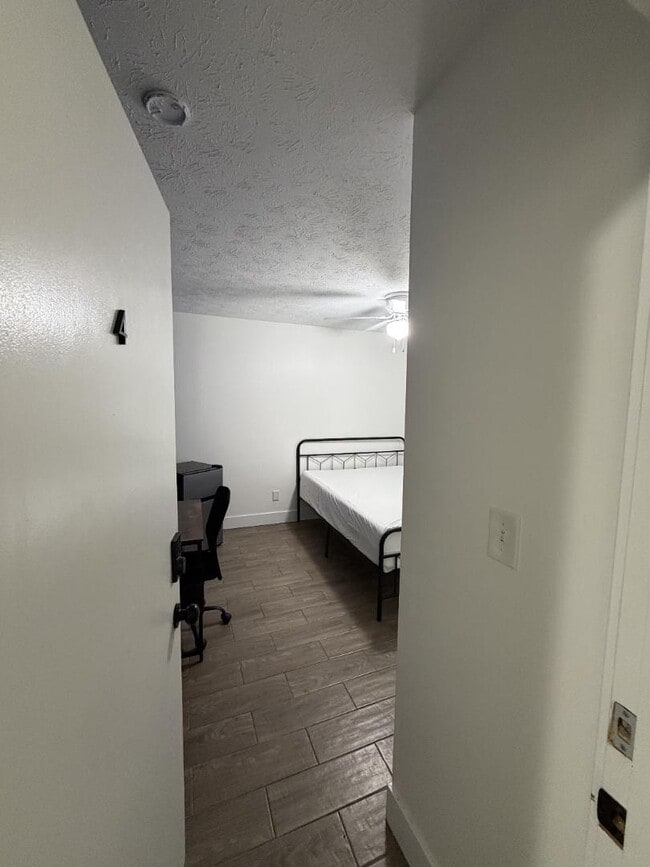 Photo - 5140 River Bluff Ln