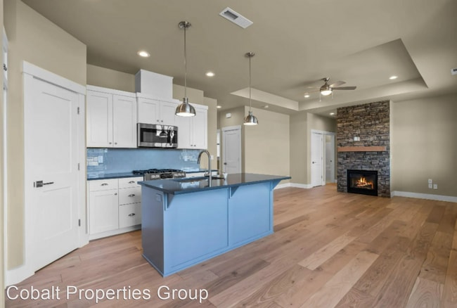 Photo - 2 br, 2 bath House - 4132 SW 40th Street