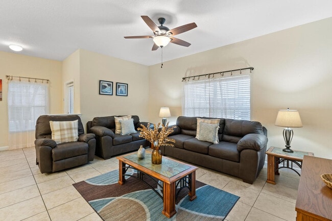 Building Photo - 3071 Beach Palm Ave Unit ID1248746P Rental