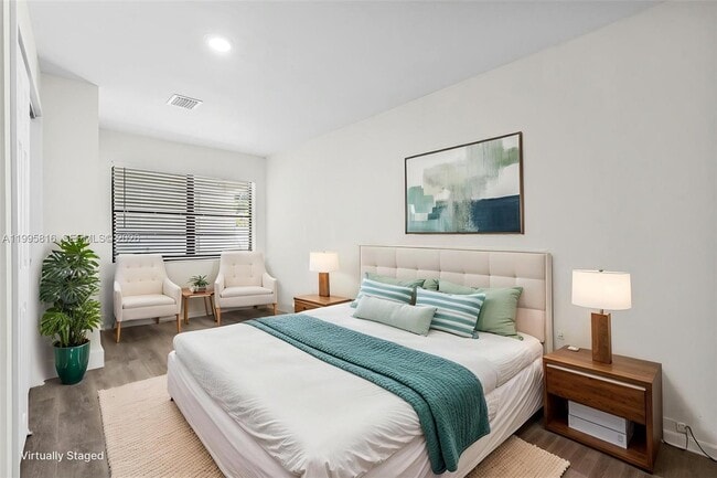 Photo - 1730 Acapulco Dr Unit 3B