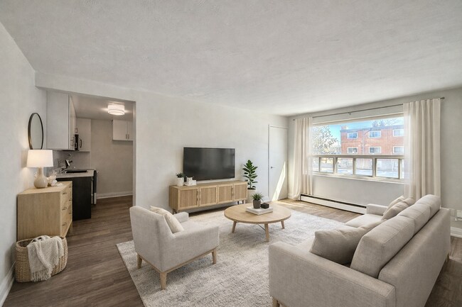 Photo - 3-280 Lorne Ave Kitchener Ontario N2M 3Y8