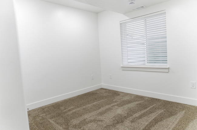 Photo - 4634 E Silver Moon Dr