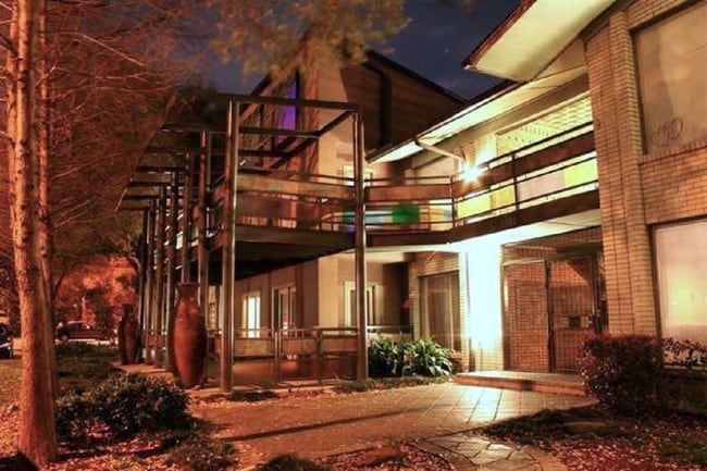 PLAZA - PLAZA Apartments