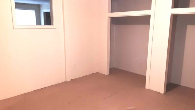 Photo - 521 S Greene St Unit C