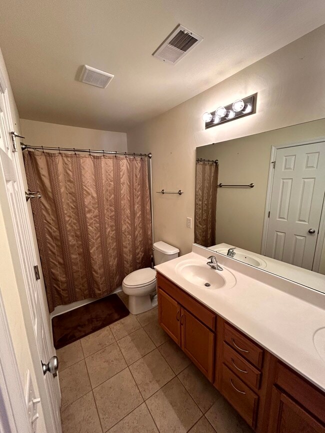 Photo - 122 Sonata Cir