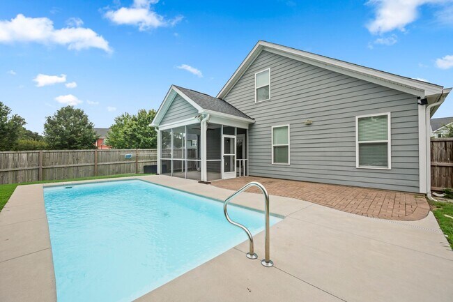 Photo - 720 Goodlet Cir