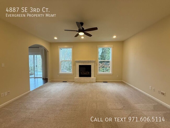 Photo - 4887 SE 3rd Ct
