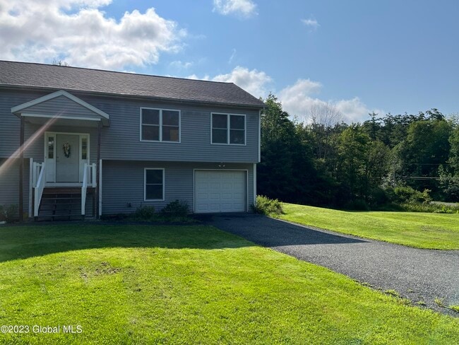 Photo - 202 N Nassau Rd