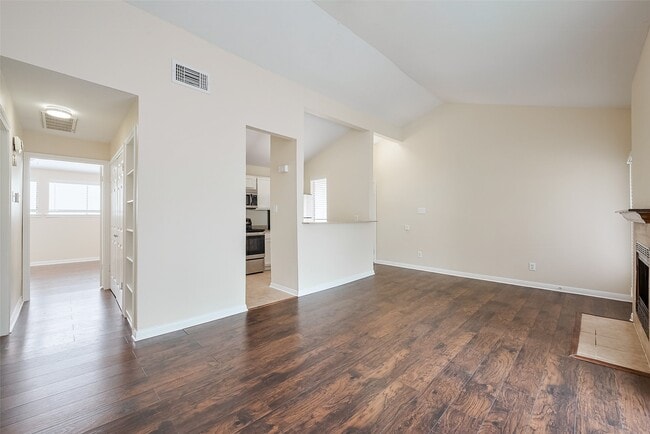 Building Photo - 3500 Tangle Brush Dr Unit 134 Rental
