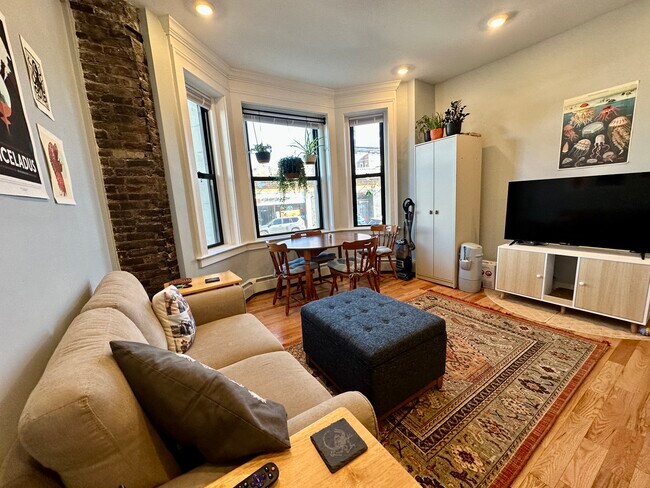 Photo - 183 Harvard Ave