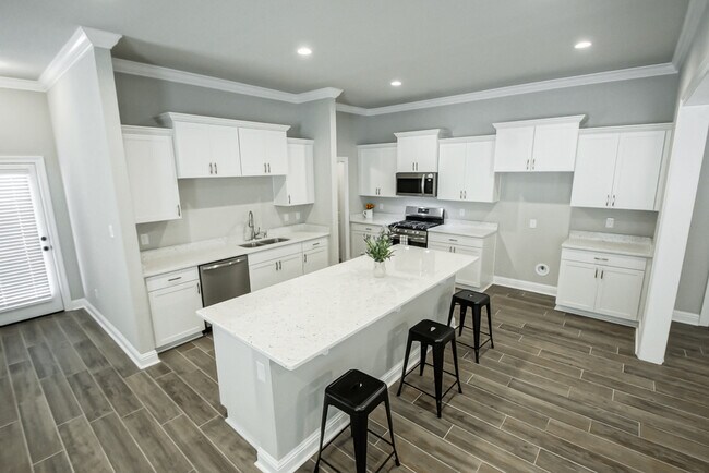 Photo - 10921 Maitland Ave