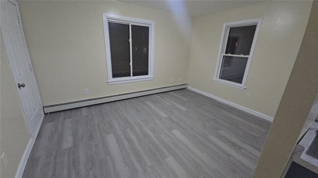 Photo - 494 Wood Ave Unit 1st FL