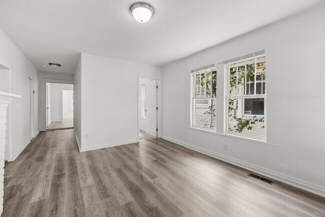 Photo - 514 81st St S