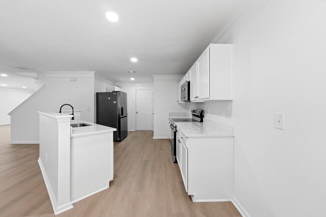 Photo - 3050 Centerglen Ln