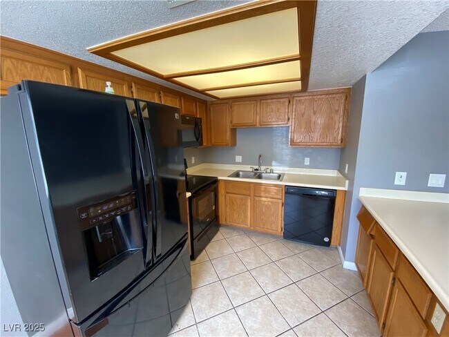 Photo - 7948 Decker Canyon Dr Unidad 101