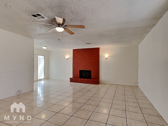 Photo - 4520 N 53rd Ave