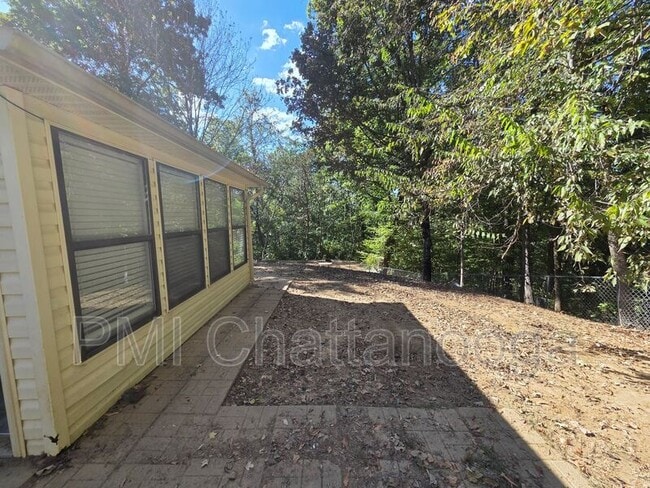 Photo - 3717 Crestview Pl