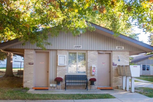 Nixa Meadows - Nixa Meadows Apartments