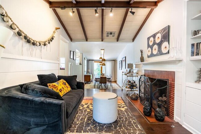Photo - 12345 Valleyheart Dr