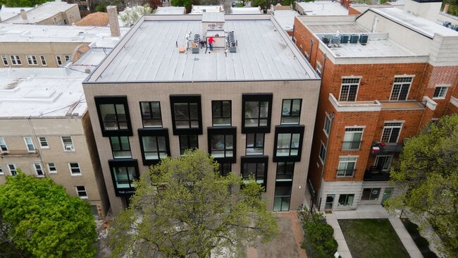 Photo - 1313 W Loyola Ave Unit 2C