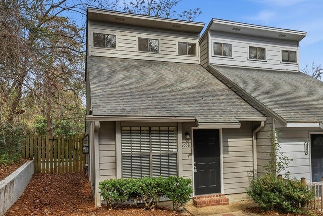 Photo - 2658 Millbank Dr