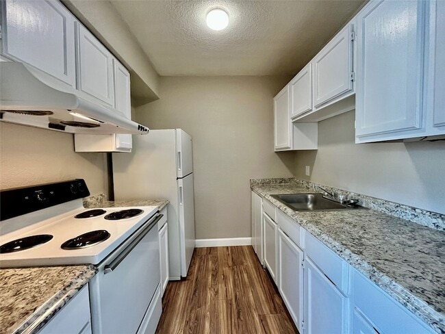 Photo - 701 W Sycamore St Unit 205