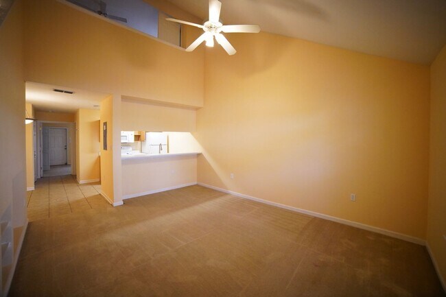 Photo - 2 Bd / 2 Ba with LOFT in Savannah Crossing!