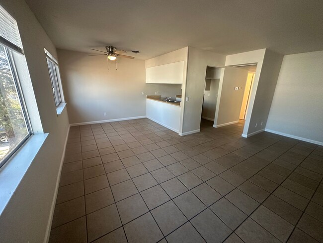 Photo - 1316 Hobart Dr Unit #3
