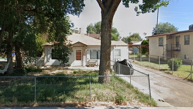 Photo - 1824 Rood Ave