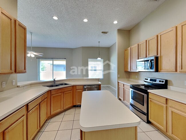 Photo - 13750 Old Dock Rd