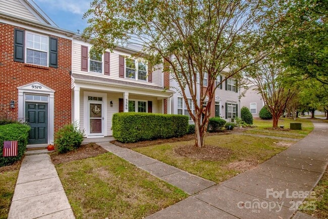 Photo - 9366 Greenheather Dr