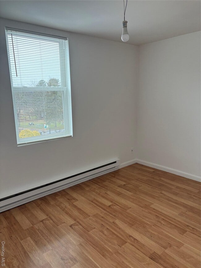 Photo - 130 S Maplewood Rd