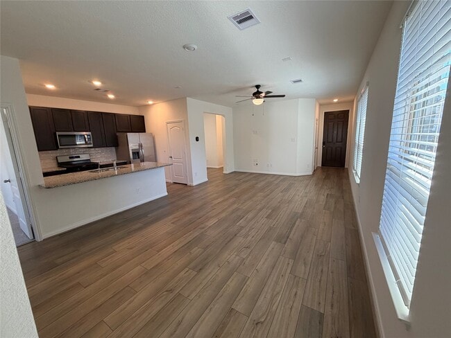 Photo - 2877 Grand Anse Dr