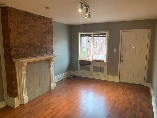 Photo - 3950-3952 Woolslayer Unidad 3950