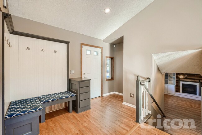 Photo - 7429 Chesham Ln