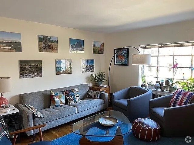 Building Photo - 20 Stetson St Unit 2 Rental