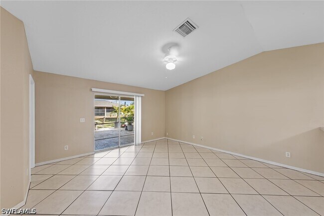 Photo - 845 SE 8th Terrace