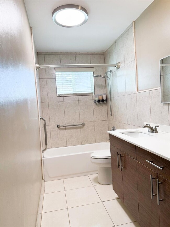 Photo - 19731 NW 4th Ave