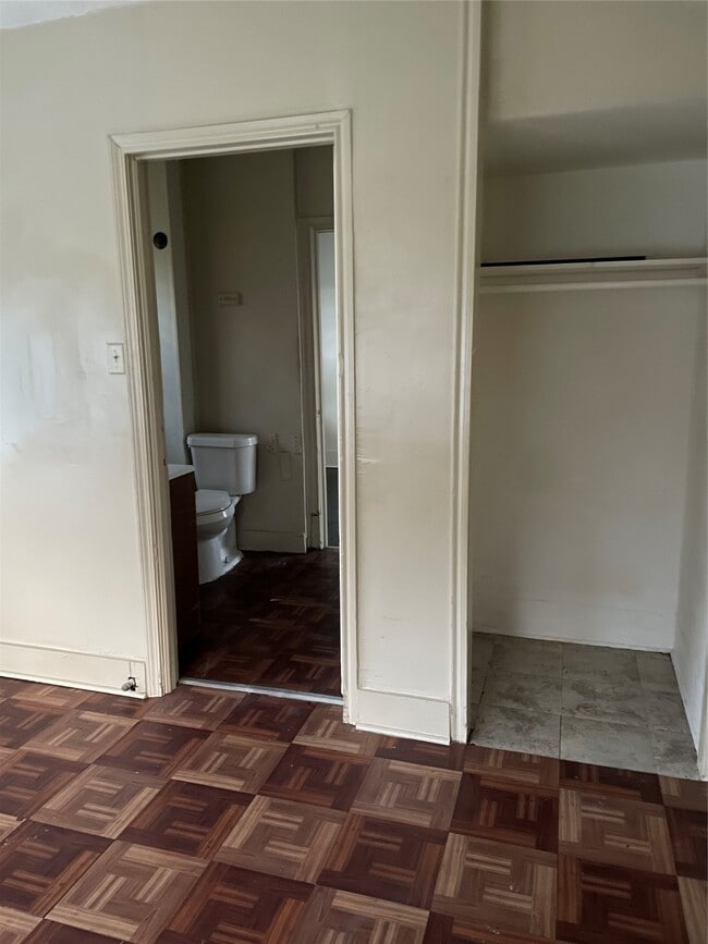 Photo - 3310 Campbell St