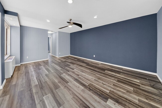 Photo - 5112 MacArthur Blvd NW Unit 209