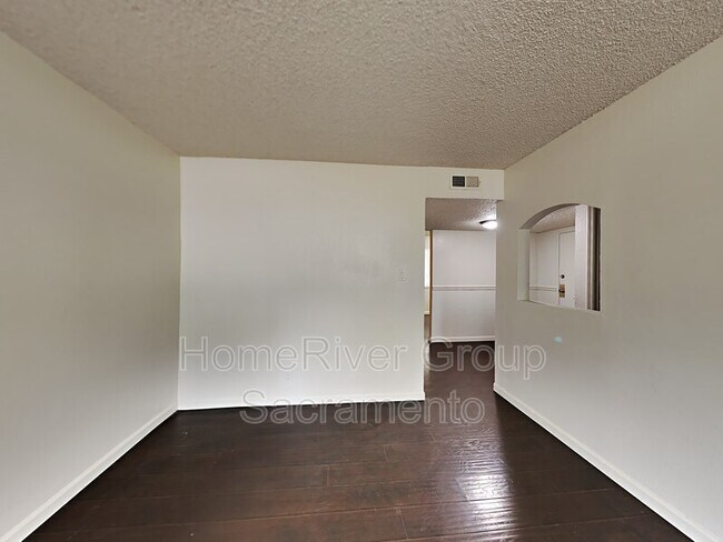 Photo - 716 Northfield Dr Unidad 43A